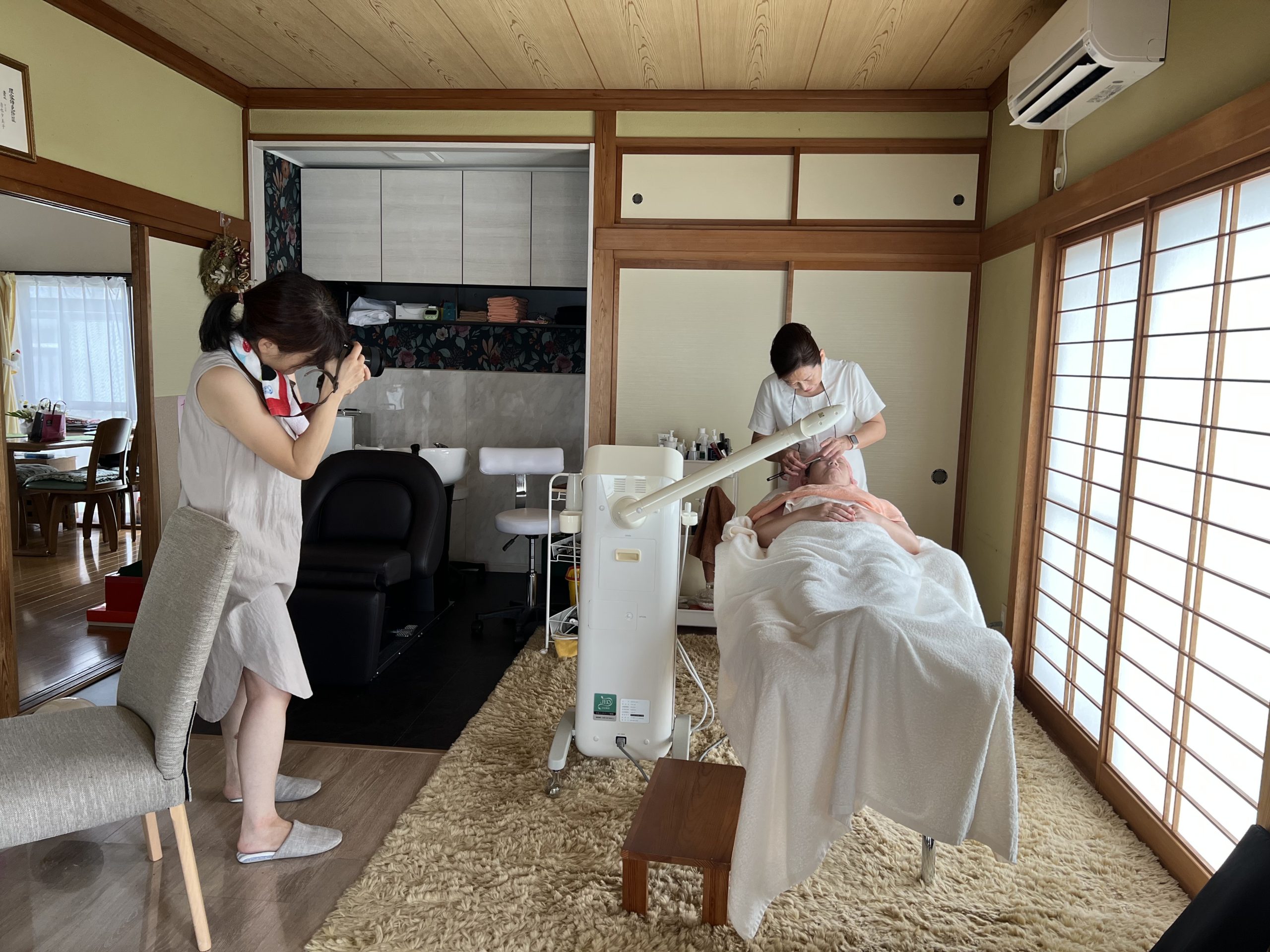 Japanese bridal salon massage
